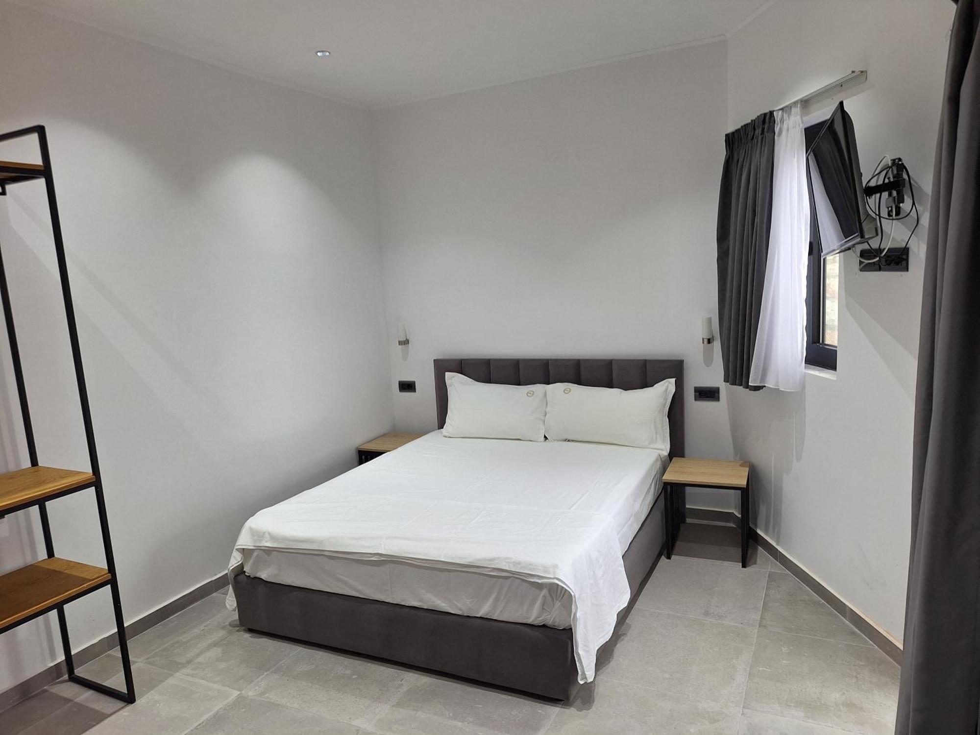 Vila D Boutique Hotel Qeparo Buitenkant foto